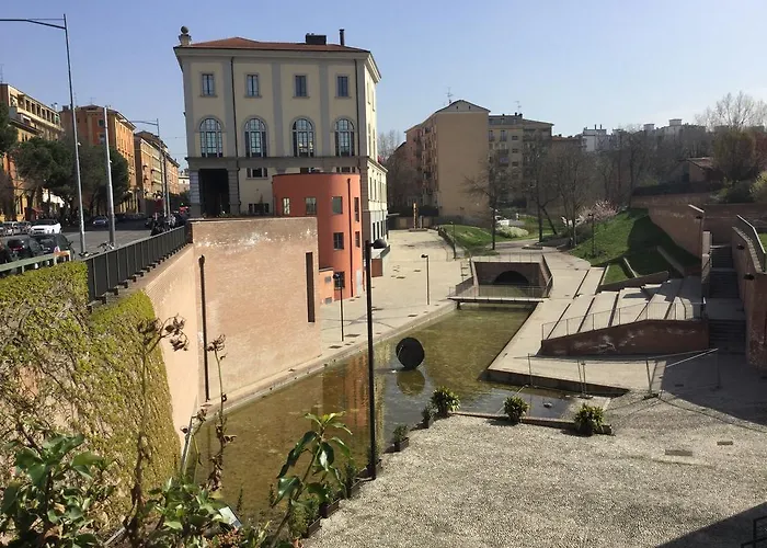 Stayinbologna 2 * بولونيا